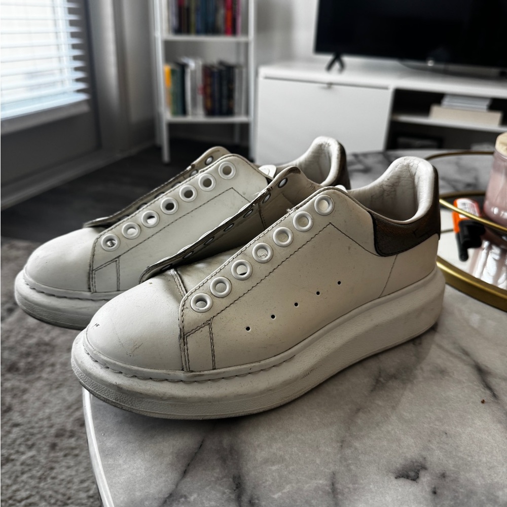 Alexander McQueen White Leather Sneakers with silver Heel